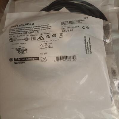 XS612B1PAL2  Schneider施耐德议价