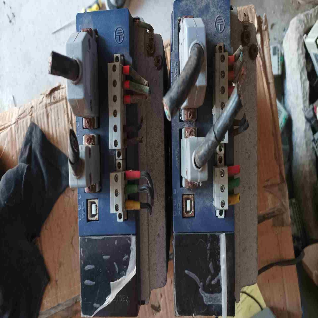 威科伺服器 VEC-VB-2R2M33B-M-C议价