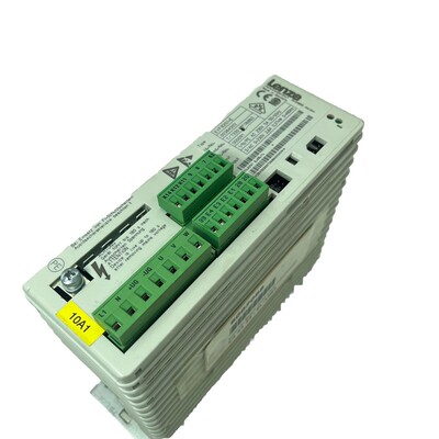 LENZE EVF8201-E INVERTER DRIVE 1PH 230VAC INPUT 3PHASE OUTPU