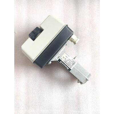 Honeywell ML7420A3006-4 Centra-Type B1N Ventil Kontroll-