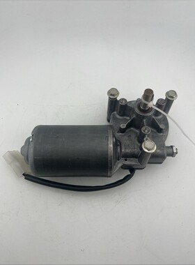 DOGA 111 3761 30 003 DC GEARED MOTOR 24VDC NEW OUT OF BOX VA