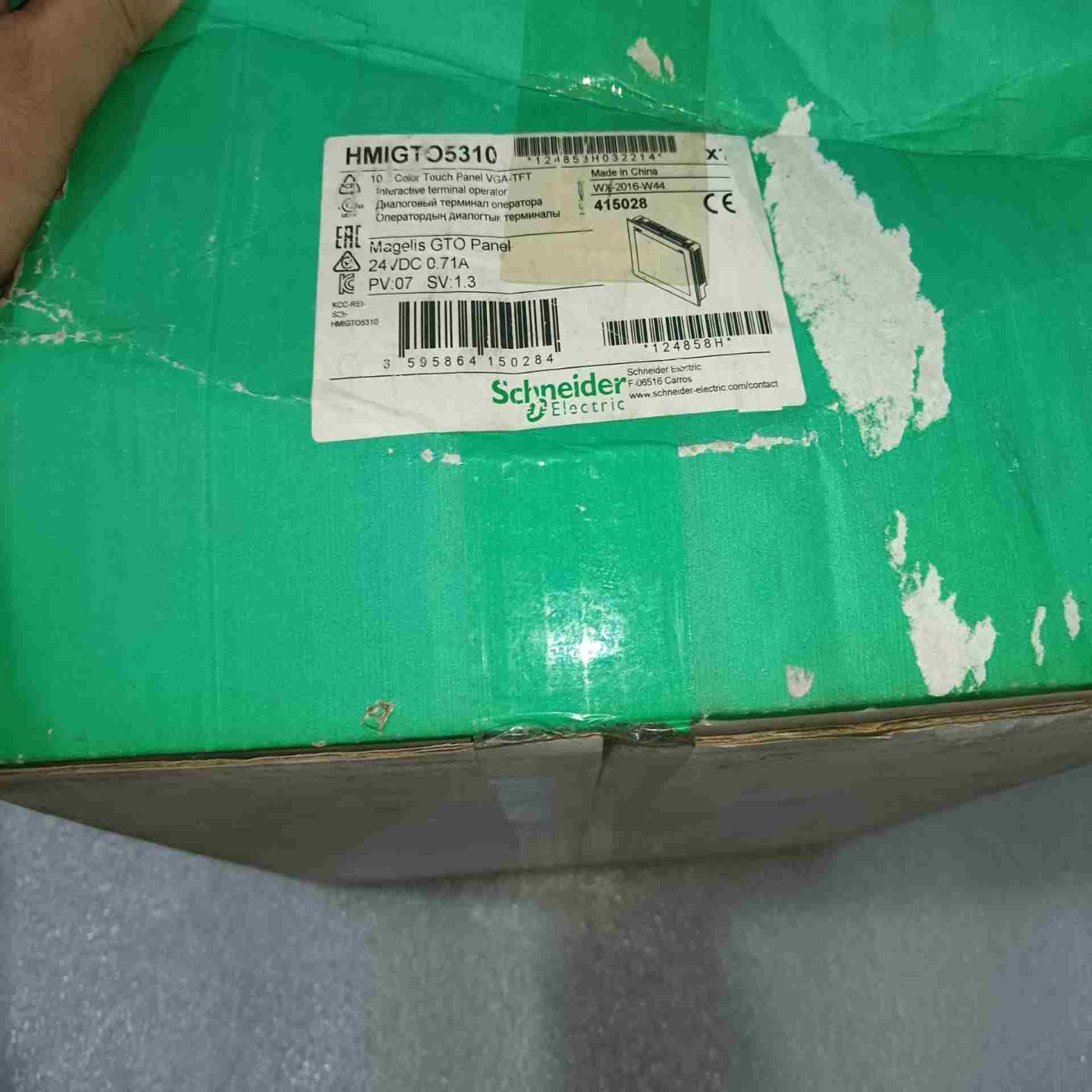 施耐德10寸的触摸屏一个型号hmigto5310的议价