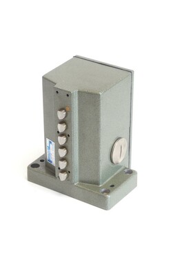 Balluff BNS 519-B 6 D16-100-11 Reihengrenztaster - ungebrauc
