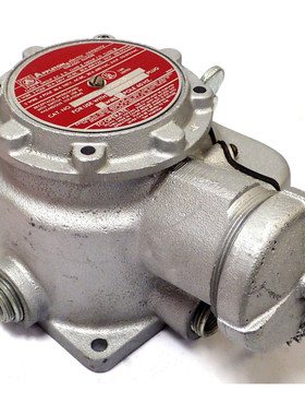 APPLETON ELECTRIC FSQX3034-75 RECEPTACLE 30A w/ INTERLOCKED