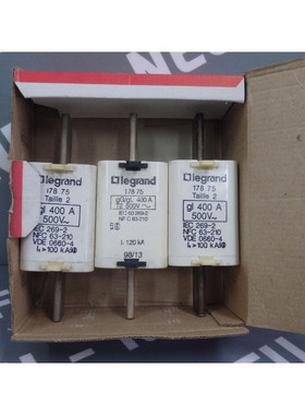 17875 - LEGRAND - 17875 / Lot 3 cartouches à couteaux Type