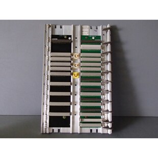 6ES57002LB11 - SIEMENS - 6ES5700-2LB11 / Subrack CR2 USED