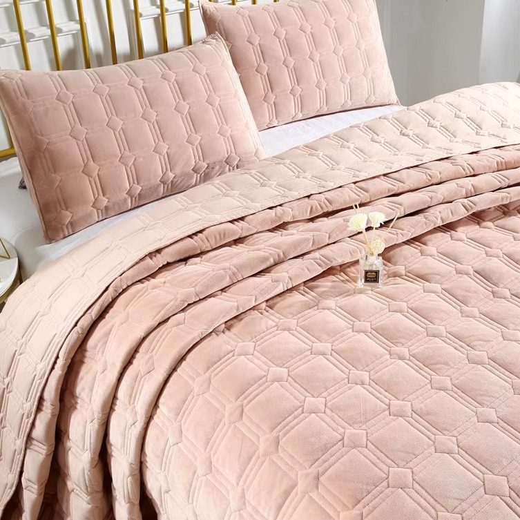 加绒牛奶绒床盖三件套