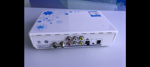 扬州有线数字电视机顶盒 同洲N7700 只能扬州用的二手盒  雯
