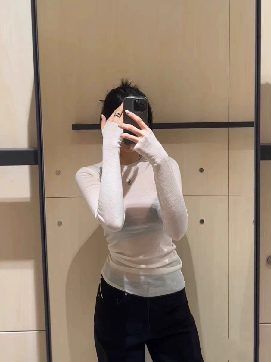 原C家修身版型羊毛长袖打底衫