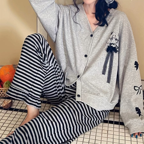 美少女战士开衫V领宽松睡衣