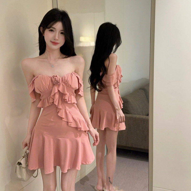 时尚高级感荷叶边收腰A字裙立体花朵性感低胸v领紧身吊带连衣裙女