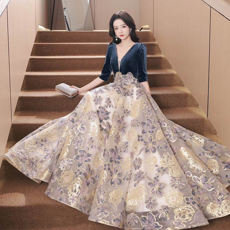 晚礼服裙小众高端大气V领宴会气质2026新款女高级感主持人礼服女