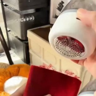 新款毛球修剪器家用充电式衣服去毛球器便携式毛衣剃毛器迷你收纳