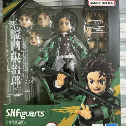 万代SHF鬼灭之刃灶门炭治郎手办