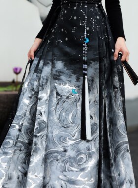 明制礼服重工织金马面裙刺绣汉服