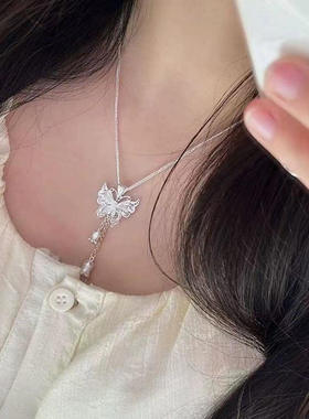 新中式铃兰蝴蝶流苏铜项链女款