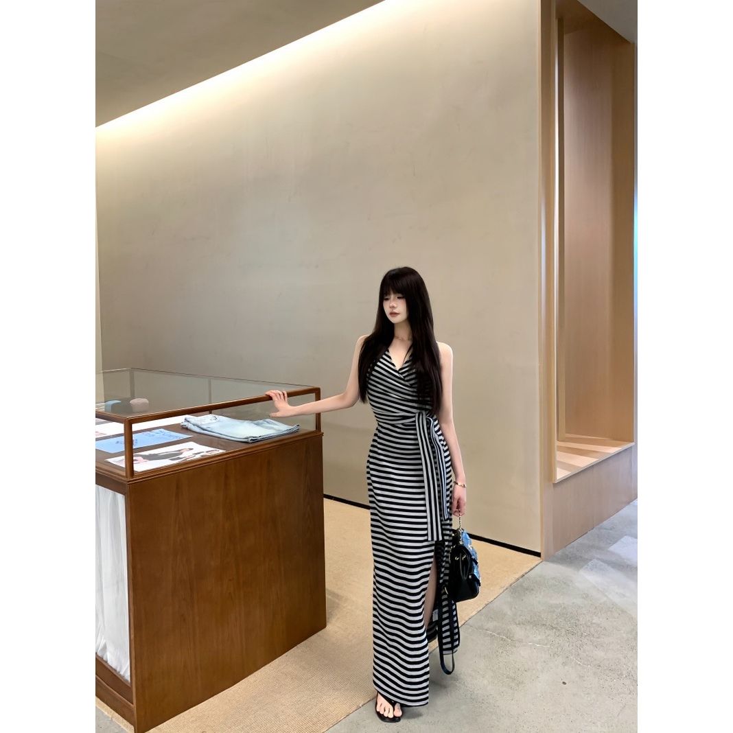 黑色v领无袖背心连衣裙女夏季绑带修身开叉裙子纯欲收腰包臀长裙