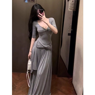 高级感气质收腰长裙 2025新款 法式 纯欲性感灰色扭结连衣裙子女夏季