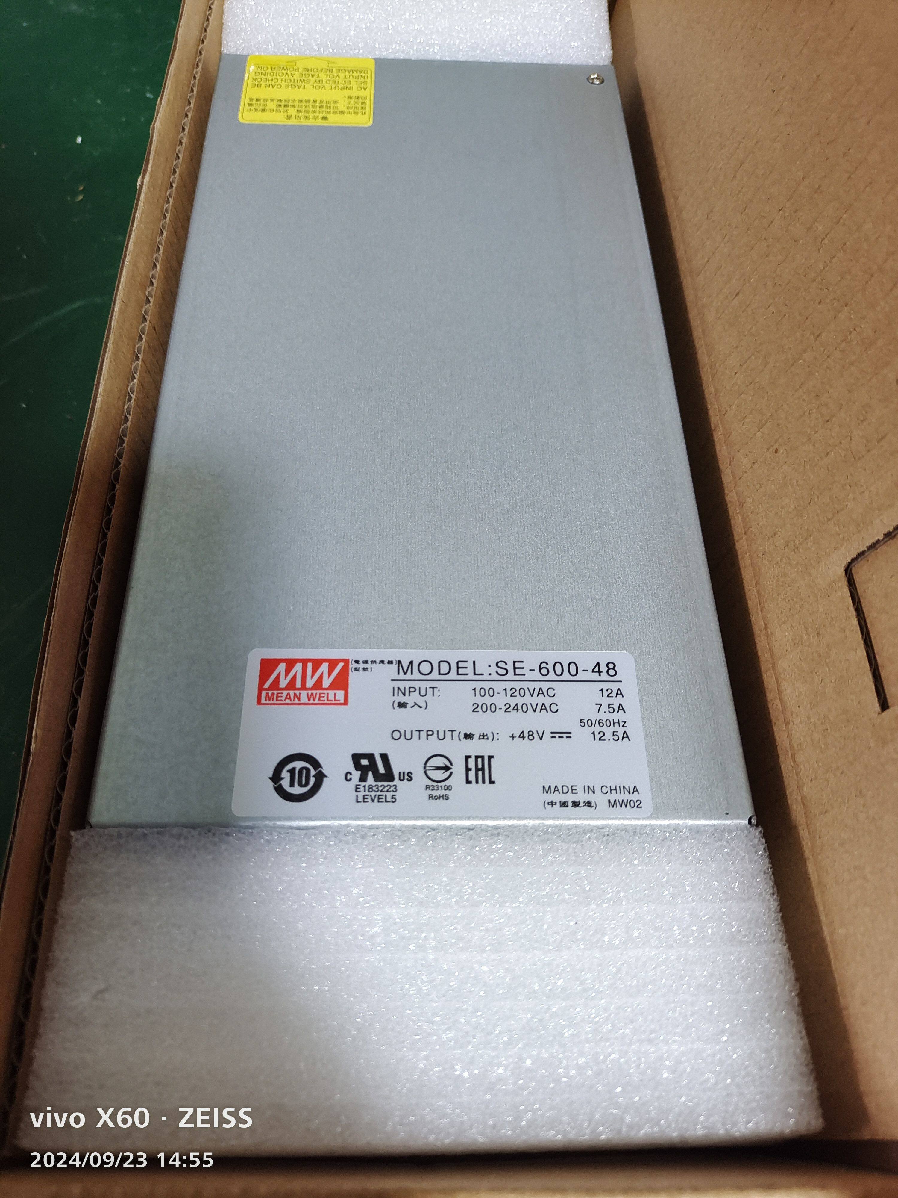 明纬SE-600-48，台湾开关电源48V12.5A，99新，带包装可充新