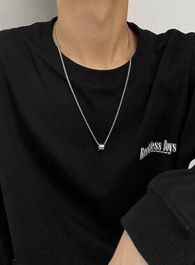 潮牌小蛮腰项链男高级感轻奢吊坠百搭秋冬毛衣链时尚设计锁骨链