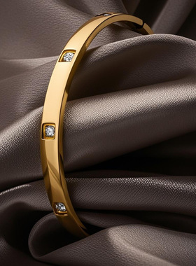 新款不锈钢方形四颗钻手镯高级感欧美简约时尚大方不掉色女生饰品