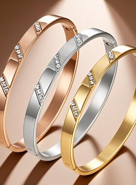 手镯女生高级感ins风钛钢爱心镶钻卡扣不锈钢镀金手环时尚配饰