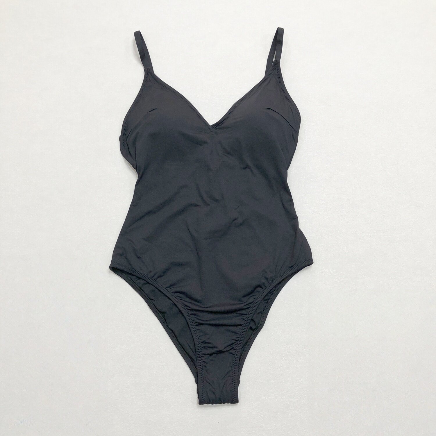 666外单 女连体泳衣修身显瘦简约性感高叉三角泳池温泉泳装带胸垫