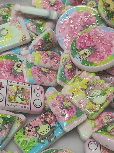 （15元包邮）10个樱花龙猫双面浮雕随机混发13-044