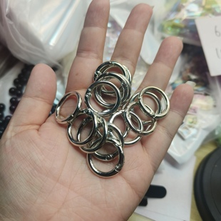 包邮 001银色2.35弹簧扣随机20个不满9.9随机发 9.9元