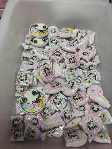 （15元包邮）10个装粉色小玉小满双面浮雕混款混发116-024