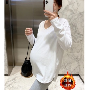 孕妇加绒打底衫秋冬新款大白t侧开叉遮屁股长袖恤衫中长款u领宽松