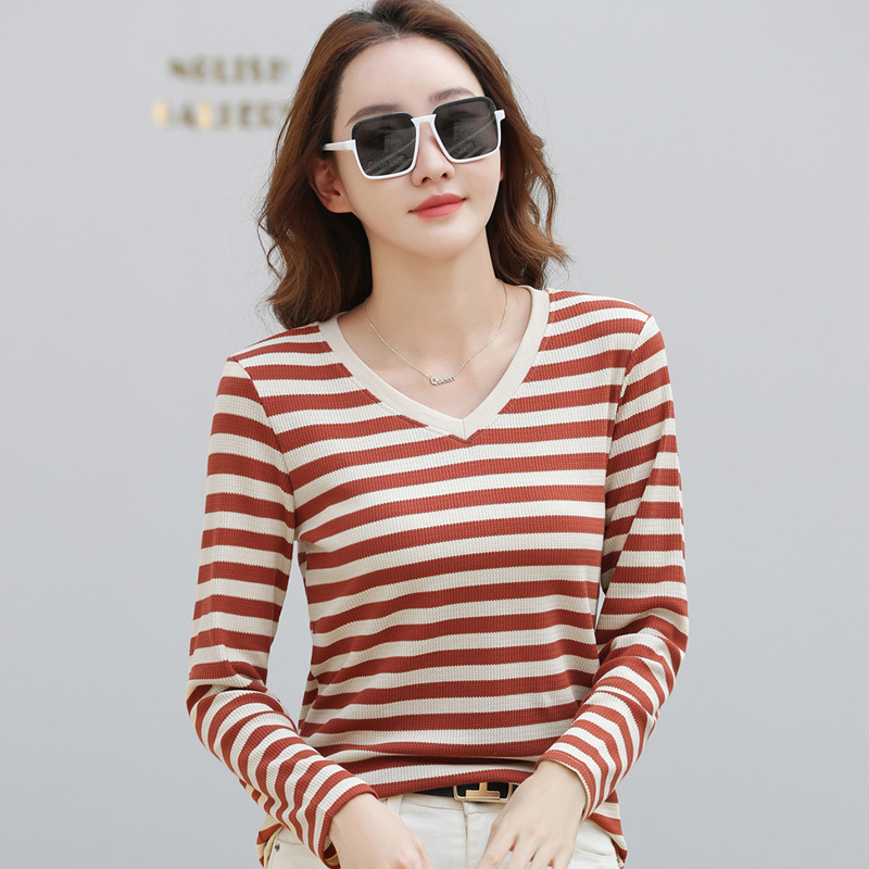 新款韩版条纹纯棉V领长袖t恤女春秋妈妈装打底衫上衣服体恤小衫女