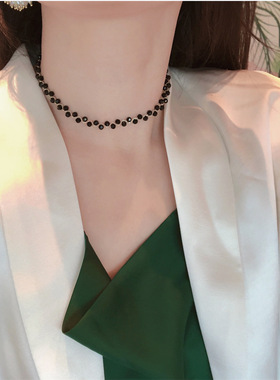 四狸亚克力锁骨链女黑色项链