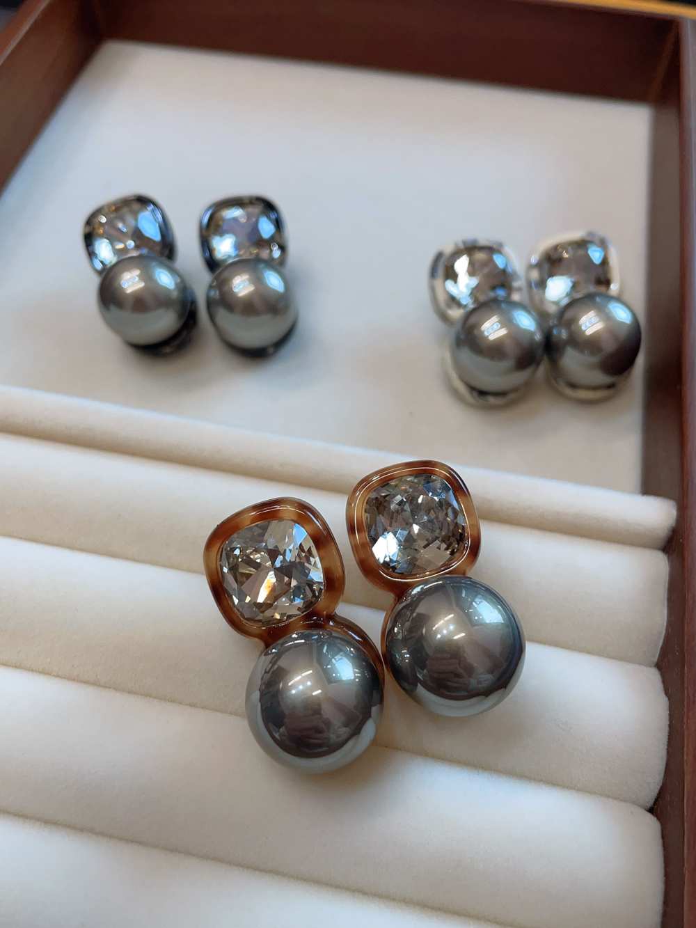 日韩晕染仿珍珠耳钉水钻立体时尚ins风耳环显瘦原创设计女925银针