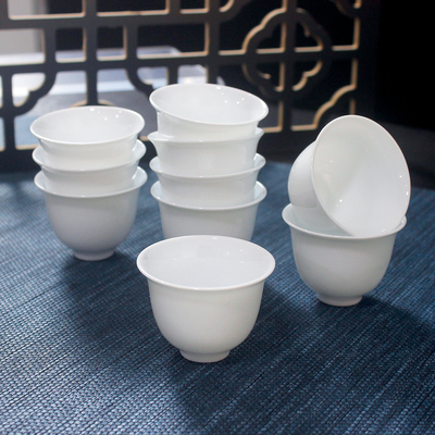 批发陶瓷纯白铃铛美人茶杯聚香