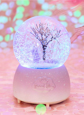 带雪花闪灯树脂水晶球音乐盒摆件