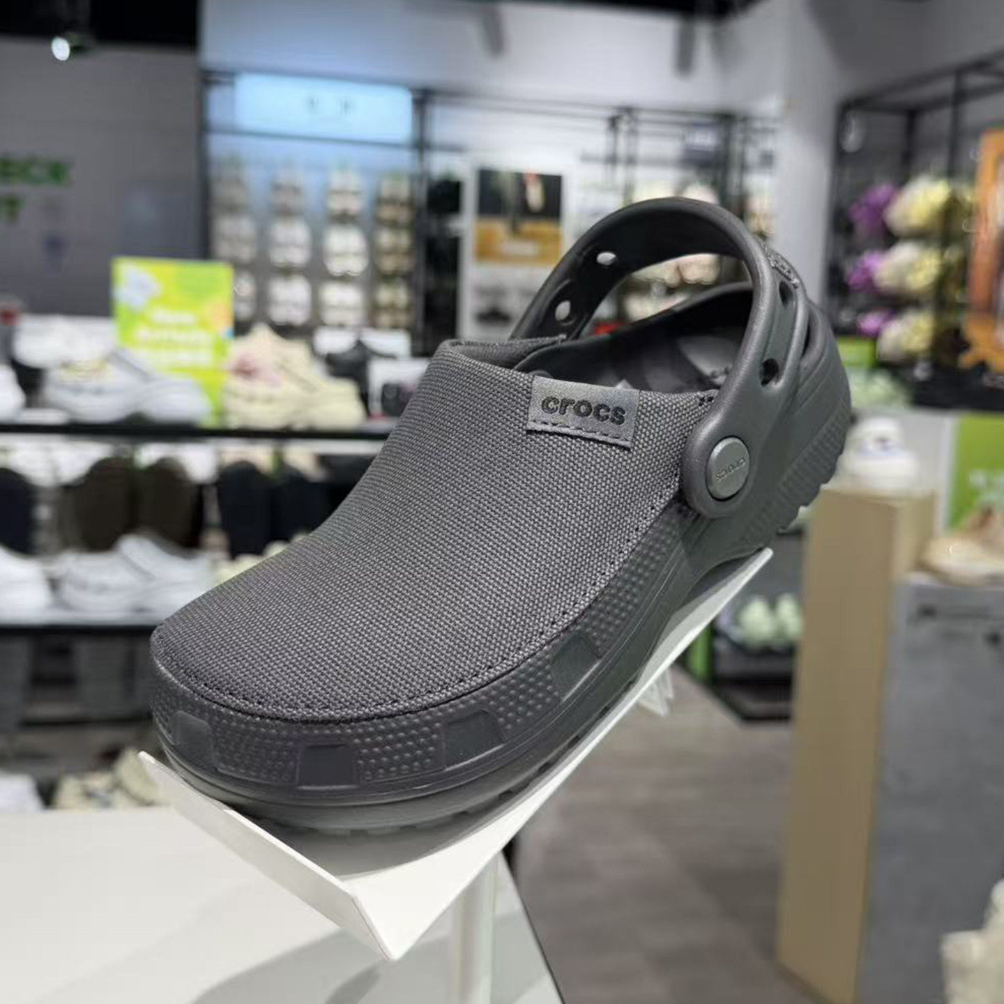 Crocs经典轻走小Clog男童帆布鞋