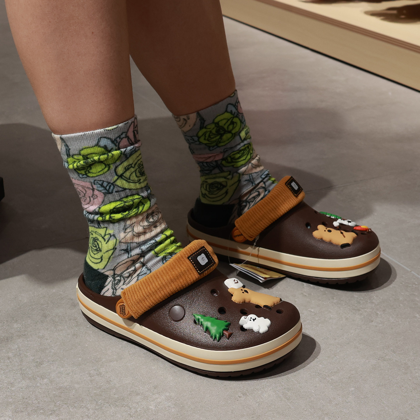 Crocs卡骆班LINEFRIENDS呆萌町