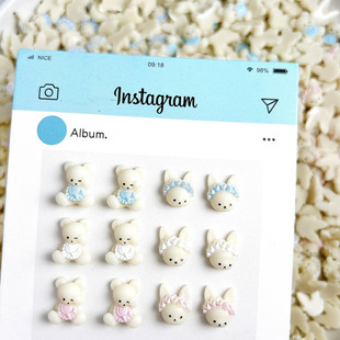 2026新款奶油小熊美甲饰品可爱立体围裙熊卡通穿戴指甲树脂钻配件