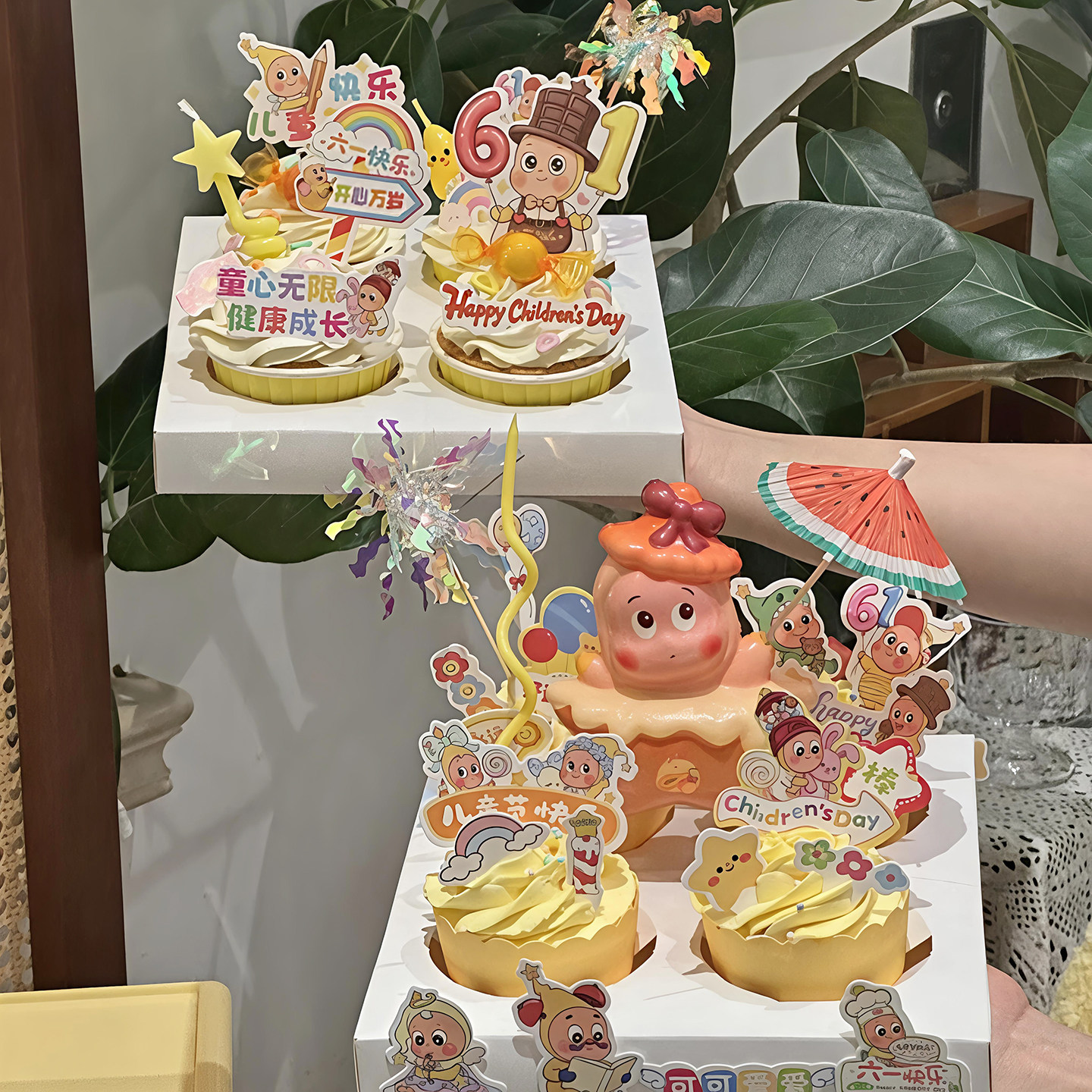 包邮网红六一儿童节烘焙纸杯蛋糕装饰摆件可爱星仔插件包装盒插卡
