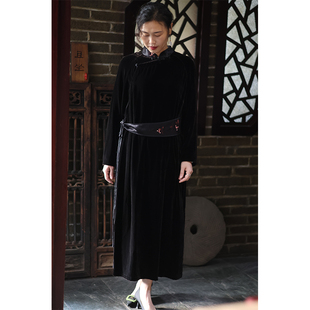 花未眠 原创设计细腻轻柔优雅东方复古丝绒旗袍中式 刺绣连衣裙