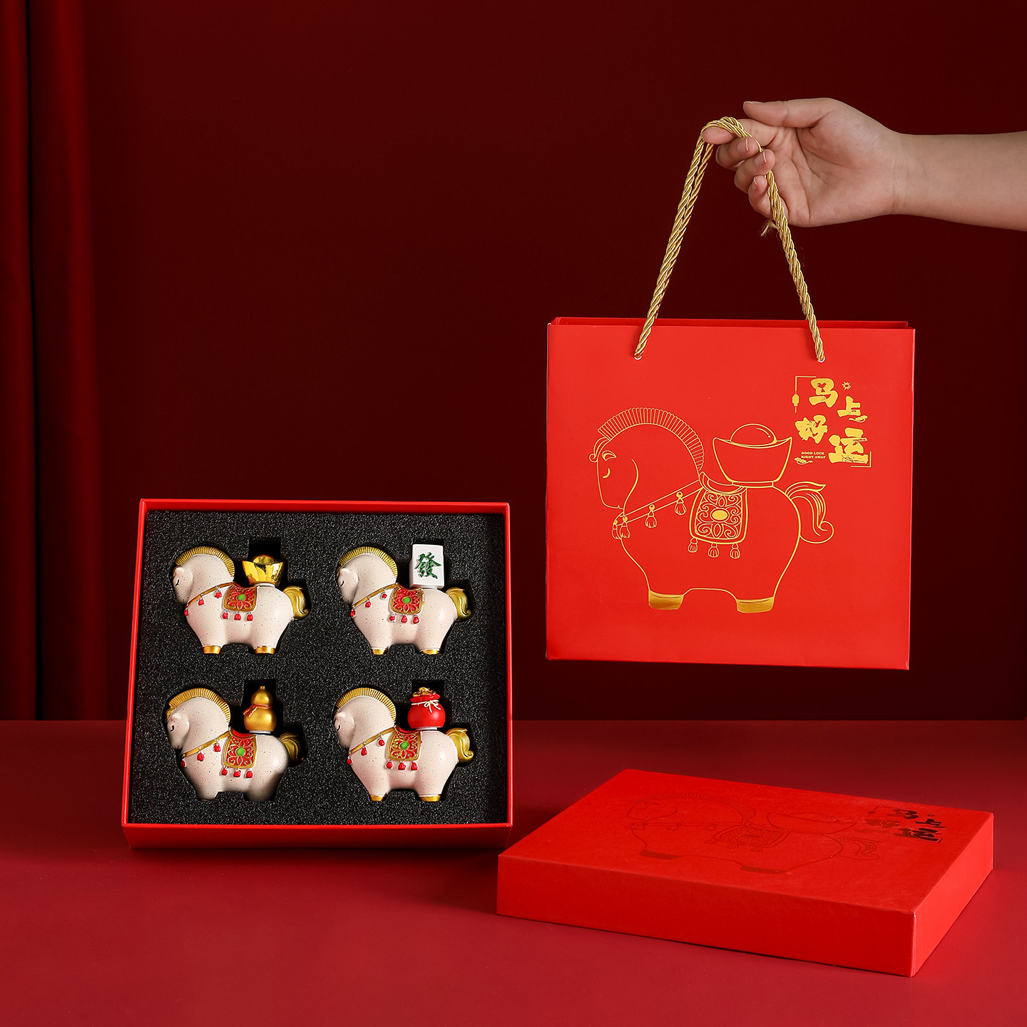 新年马年国潮摆件礼品公司年会送员工创意商务节日活动小礼物桌面