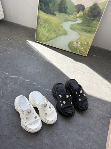特价8cm厚底增高显瘦牛羊皮真皮水钻凉拖女镂空一脚蹬不累脚拖鞋
