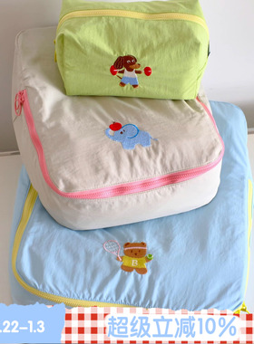BLEU et ROSE【方块】卡通刺绣防水旅行洗漱包行李收纳袋化妆新色
