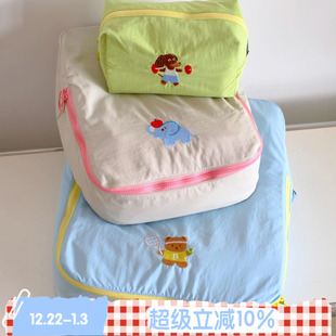 方块 ROSE 卡通刺绣防水旅行洗漱包行李收纳袋化妆新色 BLEU