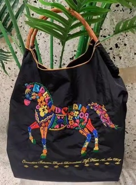 日本代购ballchain刺绣花朵马购物袋大容量单肩斜挎包防水旅游包