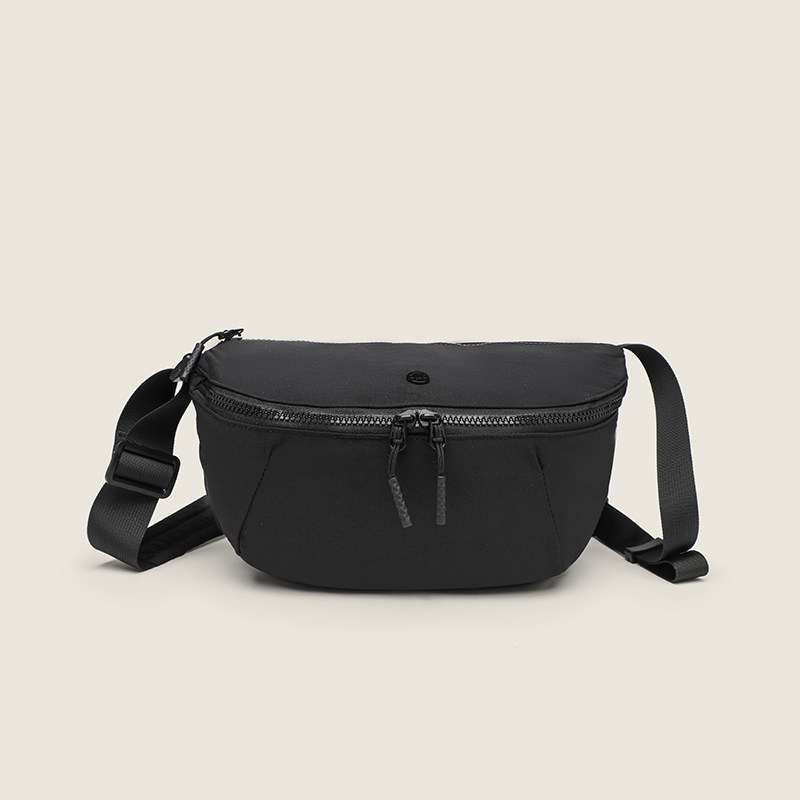 URGD休闲风轻便斜挎包包女2025新款尼龙布胸包时尚小型多口袋斜跨