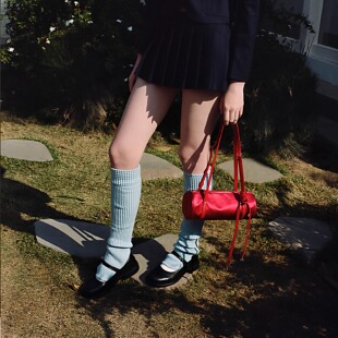 原创缎面花朵刺绣圆筒包复古简约少女单肩手提手提皮质小众腋下