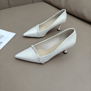 法式高级感水钻单鞋女2025新款米色细跟尖头宴会鞋气质百搭高跟鞋