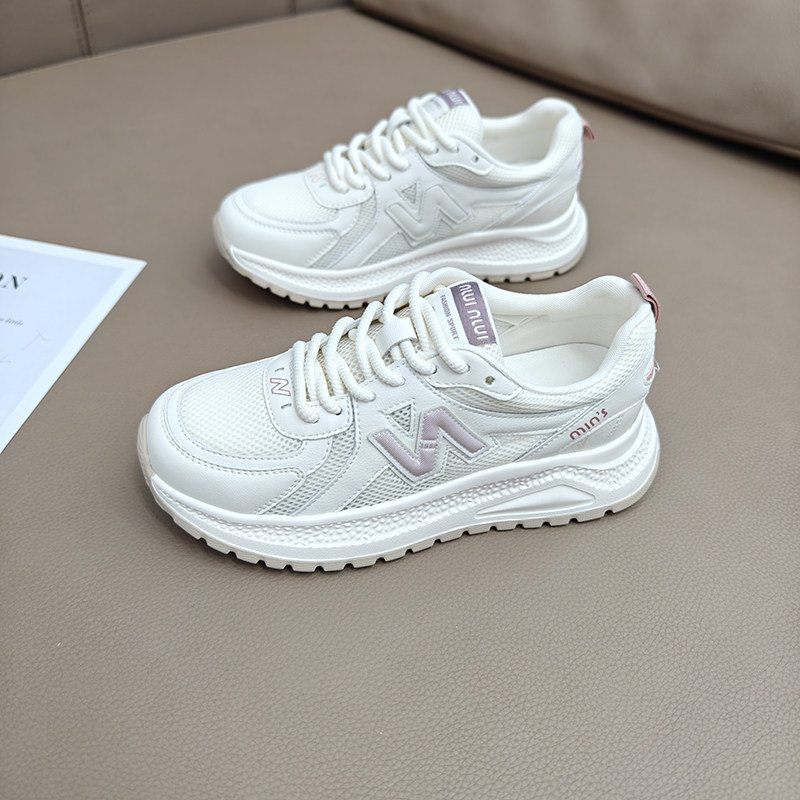 显脚小运动鞋女2025夏季跑步鞋软底不累脚轻便学生透气老爹休闲鞋